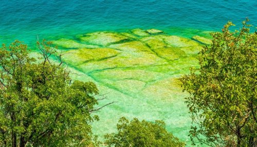 Přírodní krásy v okolí jezera Lago di Garda s koupáním