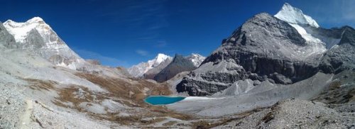 Soutěskou Tygřích skoků do bájné Šangrilá