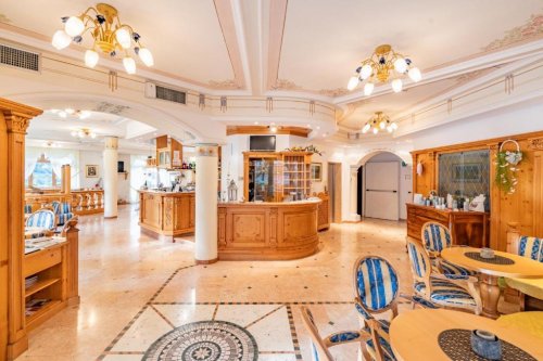 6denní zájezd (denní přejezd) s dopravou, polopenzí a skipasem v ceně – hotel Europa