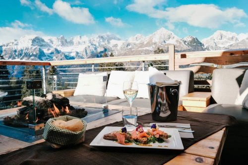 5denní zájezd s dopravou, polopenzí a skipasem v ceně – hotely různé Paganella