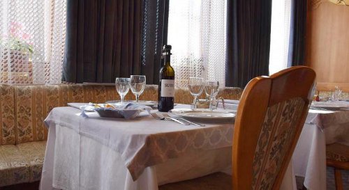 5denní zájezd s dopravou, polopenzí a skipasem v ceně – hotel Alpenrose Dolomiti