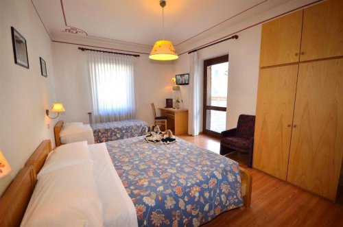 5denní zájezd s dopravou, polopenzí a skipasem v ceně – hotel Centrale