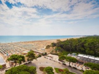 Jednodenní koupání v Lignanu Jednodenní koupání v Lignanu