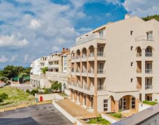 Hotel Drvenik Palace