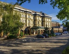 BUDAPEŠŤ & ENSANA MARKÉTIN OSTROV zážitkově na termálních pramenech