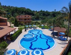 Hotel Villaggio Old River