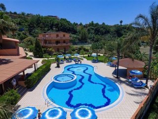 Hotel Villaggio Old River