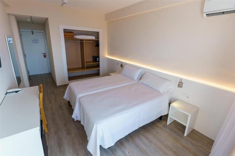 Calella - Hotel Checkin Catalonia