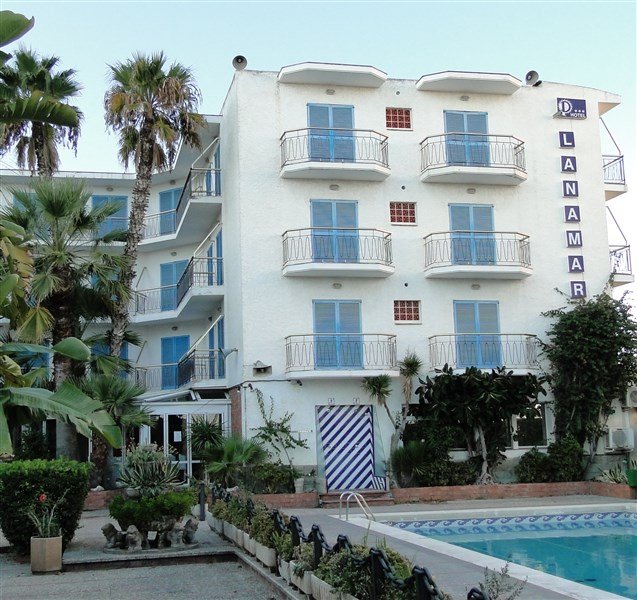 Malgrat de Mar - HTop Hotel Planamar