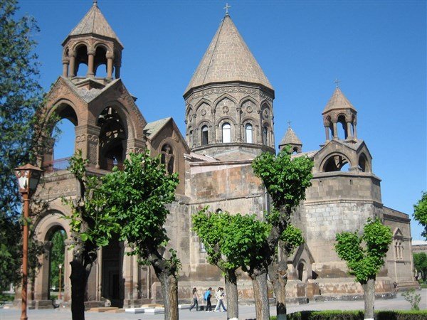 Krásy Arménie s lehkou turistikou