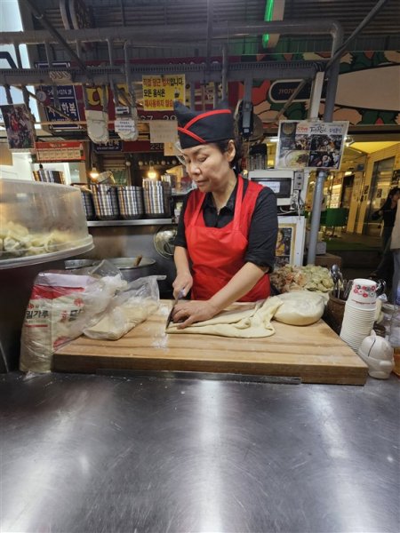 Jižní Korea - Čtyři tváře Koreje - sakury, hory, moře a javorové listy