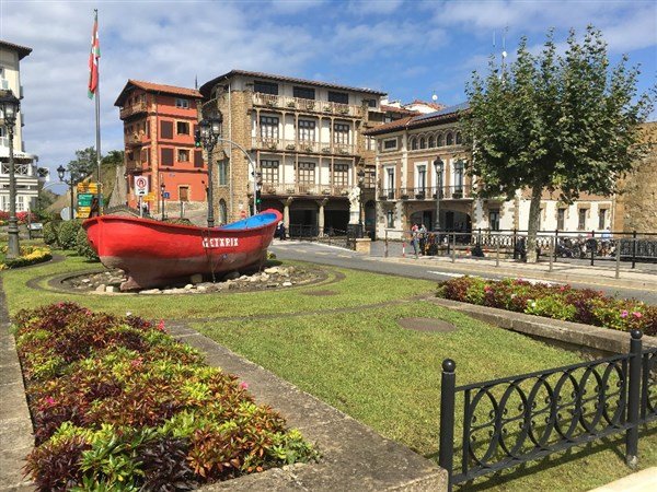 Baskicko a La Rioja - mezi útesy a vinicemi
