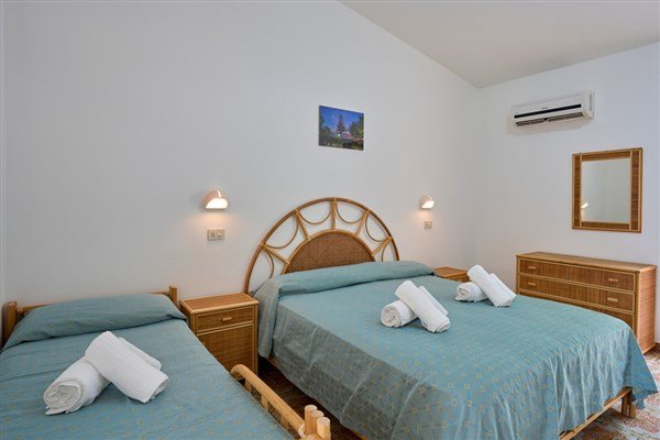 Jóga v Kalábrii s koupáním