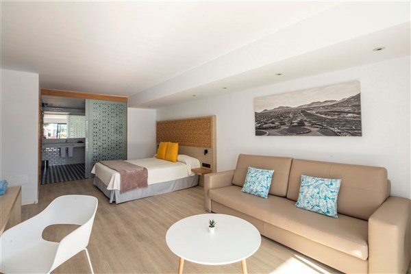 Hotel Oasis Lanz Beach Mate