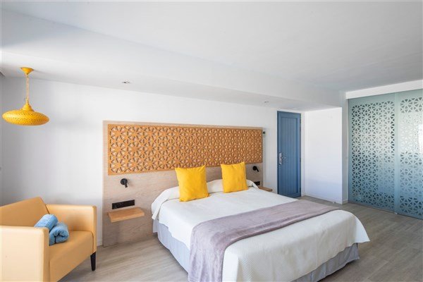 Hotel Oasis Lanz Beach Mate