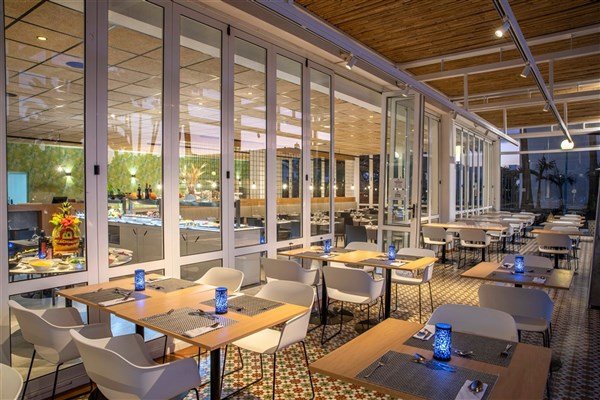 Hotel Oasis Lanz Beach Mate