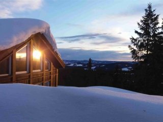 Toulky zimním Norskem na sněžnicích ve středisku Sjusjoen a Holmenkollen Toulky zimním Norskem na sněžnicích ve středisku Sjusjoen a Holmenkollen