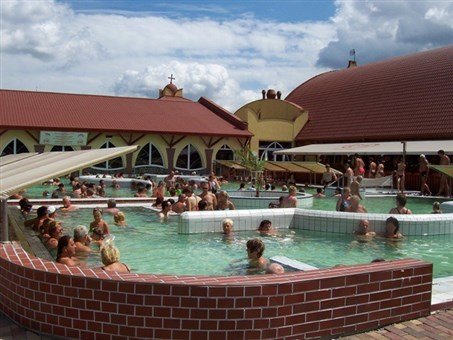 Velký Meder, termály a relaxace s výlety