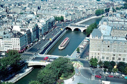 Paříž a zámek Versailles