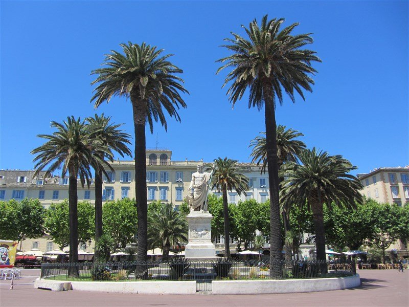 Divoká Korsika - perla Středomoří