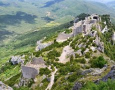 Katarské hrady, Andorra a francouzské Pyreneje