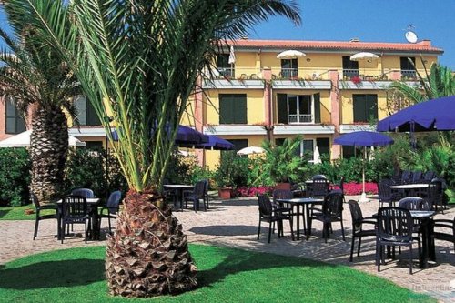 Residence Continental Resort