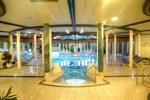 Donna Burghotel am Hohen Bogen S