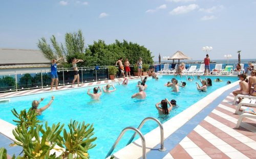 Hotel Bikini Tropicana