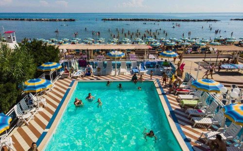 Hotel Bikini Tropicana