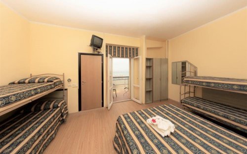 Hotel Bikini Tropicana