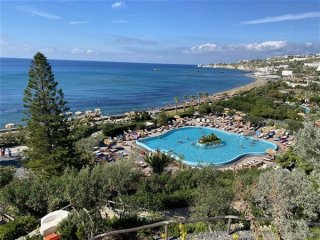 Ischie s jógou Ischie s jógou