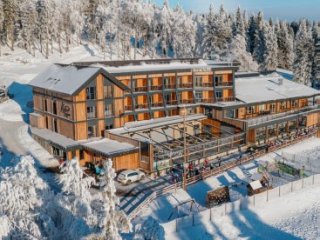 Hotel Grmovškov dom se skipasem Hotel Grmovškov dom se skipasem