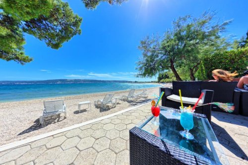 Resnik s All inclusive (depandance)