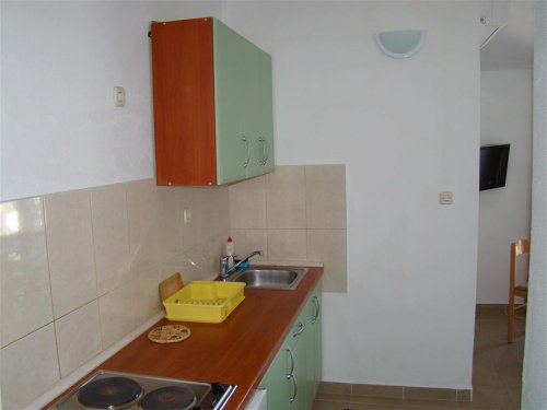 Villa Tina (apartmány s vlastním stravováním)