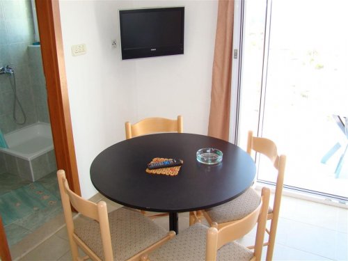 Villa Tina (apartmány s vlastním stravováním)