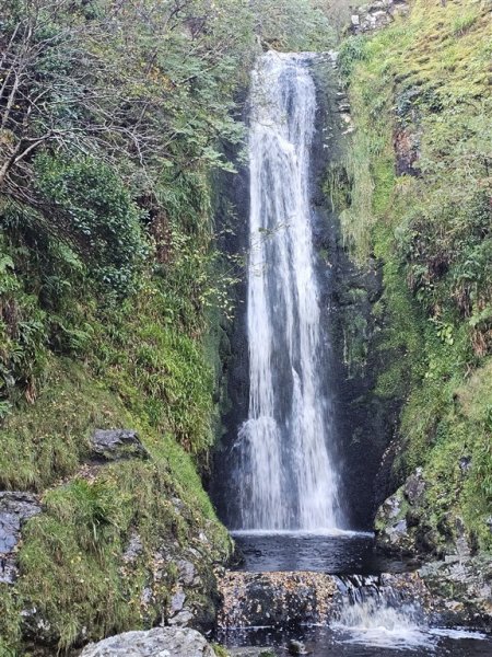 Irsko - Výšlapy na tři vrcholy Donegalu, divoká krása krajiny a bohatství památek z irské historie