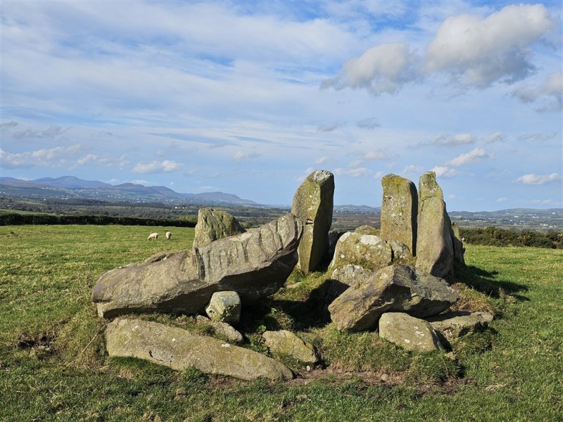 Irsko - Výšlapy na tři vrcholy Donegalu, divoká krása krajiny a bohatství památek z irské historie
