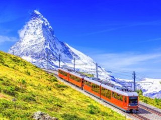 Vlakem po krásách Švýcarska Vlakem po krásách Švýcarska