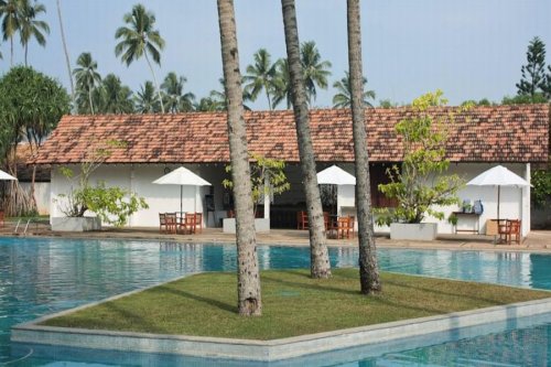 THE BLUE WATER HOTEL 5