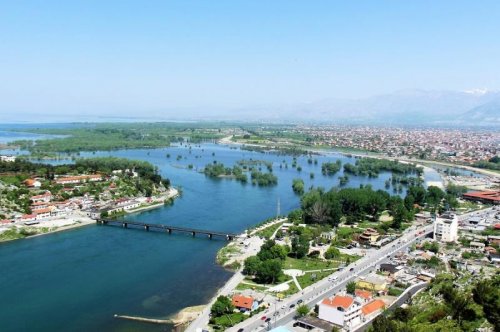 Severní Albánie - země orlů, kaňonů a smaragdových řek - let