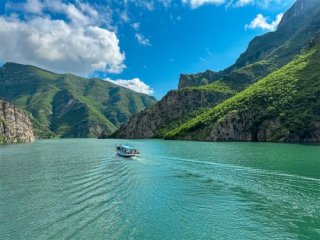 Severní Albánie - země orlů, kaňonů a smaragdových řek - let Severní Albánie - země orlů, kaňonů a smaragdových řek - let
