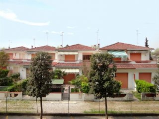 Caorle - Porto Santa Margherita - Vilky Piscine Caorle - Porto Santa Margherita - Vilky Piscine