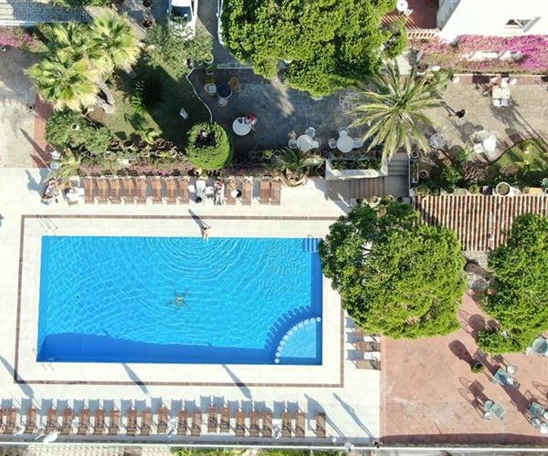 Roger de Flor by Seleqtta