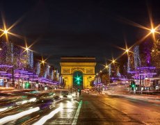 Adventní Paříž a Kabaret v Moulin Rouge –