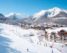 REZIDENCE LES ORRES 1800