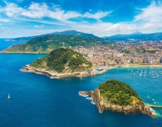 Města Pod Pyrenejemi