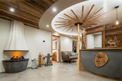 5denní zájezd (denní přejezd) s dopravou, polopenzí a skipasem v ceně – hotel Mia Co