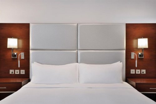 Hilton Dubai The Walk