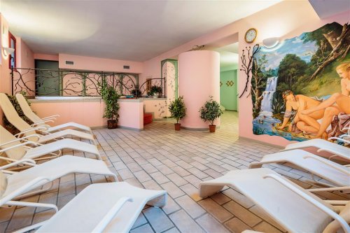 5denní zájezd (denní přejezd) s dopravou, polopenzí a skipasem v ceně – hotel La Montanina