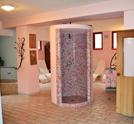 5denní zájezd (denní přejezd) s dopravou, polopenzí a skipasem v ceně – hotel La Montanina